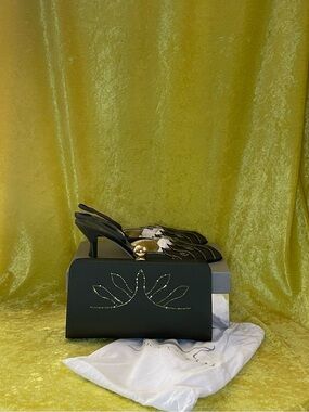Green  Sacco Sling back heel and Clutch set